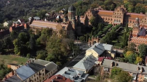 Panoramic view at old Chernivtsi University in Ukraine — Stock Video