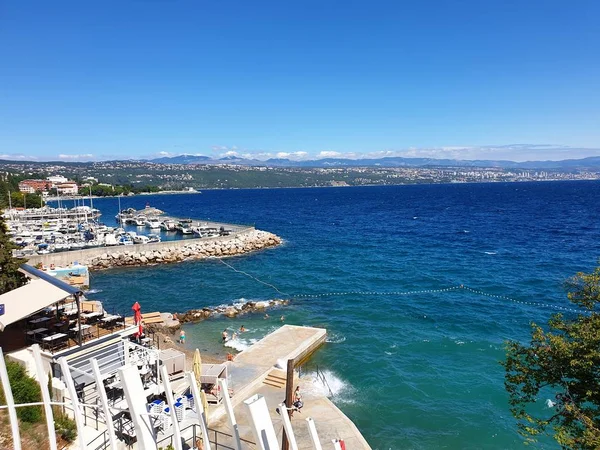 Rijeka'daki Hırvat Sahili 