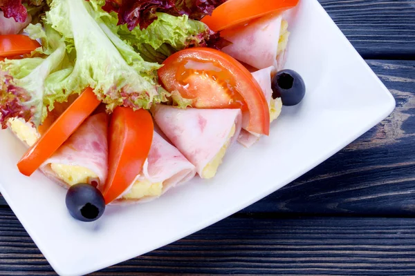 Salada Dietética Saudável Saborosa Legumes Frescos — Fotografia de Stock