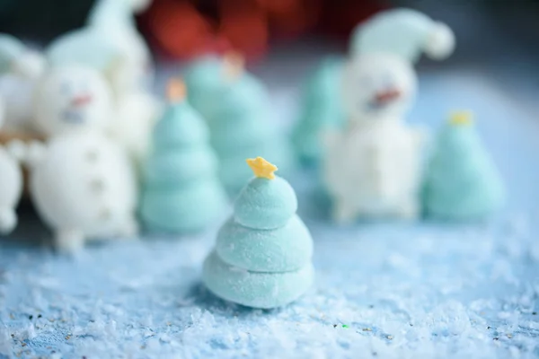 Appetizing Beautiful Marshmallow Snowman — Stock Photo, Image