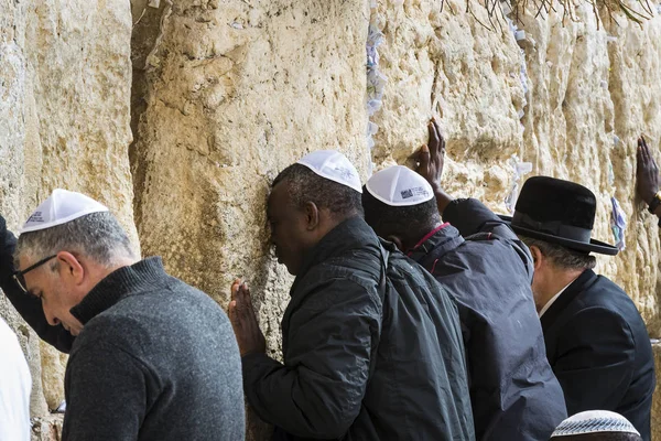 Jerusalem Israel Noviembre 2017 Los Peregrinos Rezan Pared Del Llanto — Foto de Stock