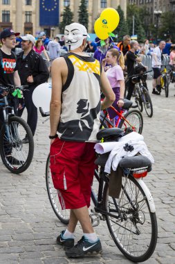 Kharkiv, Ukrayna - 20 Mayıs, 2018: yıllık bahar şehir Bisiklete binme tatil ve şehrin sokaklarında bisiklet. 