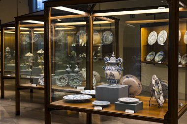 6 HAZİRAN 2018, MİLAN, İTALYA: Milano soylularının lüks eşyalarının sergisi Sforza Kale Müzesi 'nde sergilenmektedir..