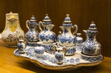 6 HAZİRAN 2018, MİLAN, İTALYA: Milano soylularının lüks eşyalarının sergisi Sforza Kale Müzesi 'nde sergilenmektedir..