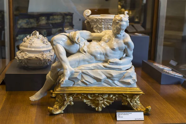 2018年6月6日 意大利 米兰贵族奢侈品博览会在斯福尔扎城堡博物馆展出 — 图库照片