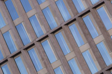 Pencere ve balkon çok katlı binanın arka plan. 