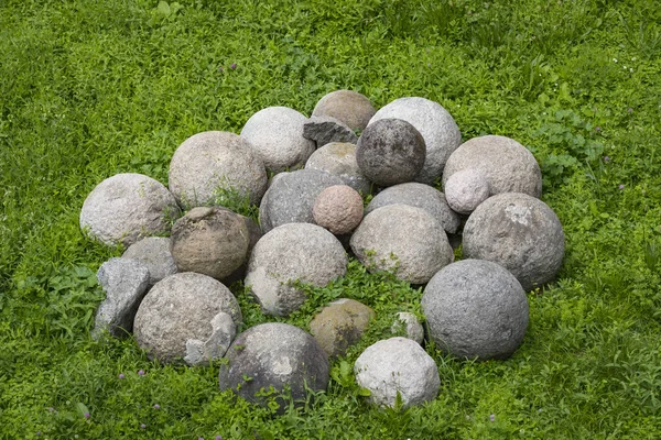 Medieval Stone Cannonballs Grass Shot Close — Stock Photo, Image