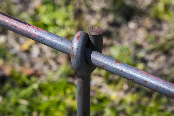 Bir düğüm tarafından twisted metal tel yakın çekim