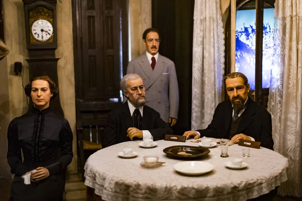 Barcelona, İspanya - 11 Ocak 2018: balmumu Müzesi rakamlar sokak Las Ramblas Barselona.