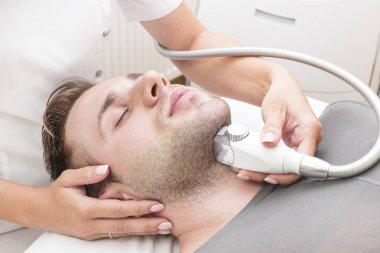 erkek klinik lipomassage süren olduğunu 