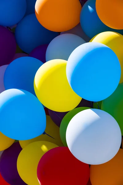 Arka Plan Gökyüzü Arka Plan Üzerinde Renkli Balonlar Bir Dizi — Stok fotoğraf