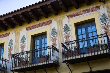 Barcelona, İspanya - 13 Ocak 2018: mimari karmaşık Poble Espanyol ülkenin geleneksel mimarisinin. Barselona'da düzenlenen bir uluslararası sergi için 1929 yılında oluşturulan. 