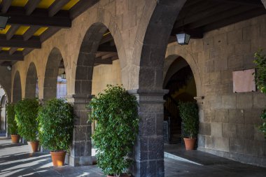 Barcelona, İspanya - 13 Ocak 2018: mimari karmaşık Poble Espanyol ülkenin geleneksel mimarisinin. Barselona'da düzenlenen bir uluslararası sergi için 1929 yılında oluşturulan. 