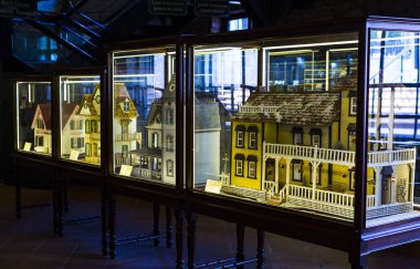 Istanbul, Türkiye - 5 Haziran, 2016: Sanayi Müzesi Rahmi Koç Istanbul dünya sektörünün başarılarının topluluğu sunar 