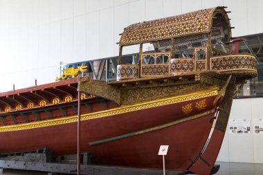 İSTANBUL, TURKEY - 3 Nisan 2016: İstanbul 'da Deniz Müzesi antik Türk sultanlarını bıçakladı 