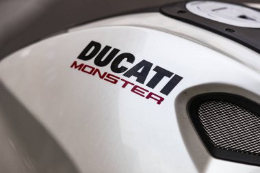 6 Haziran 2018, Milan, İtalya: Ducati motosiklet Amblemler Milan İtalya sokaklarında. 