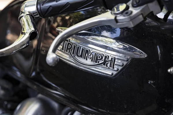 Junho 2018 Milão Itália Triumph Motorcycle Emblems Streets Milan Italy — Fotografia de Stock