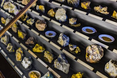 3 Eylül 2018, Viyana, Avusturya: koleksiyonu kristal taşlar ve metaller Doğal Tarih Müzesi, Viyana.