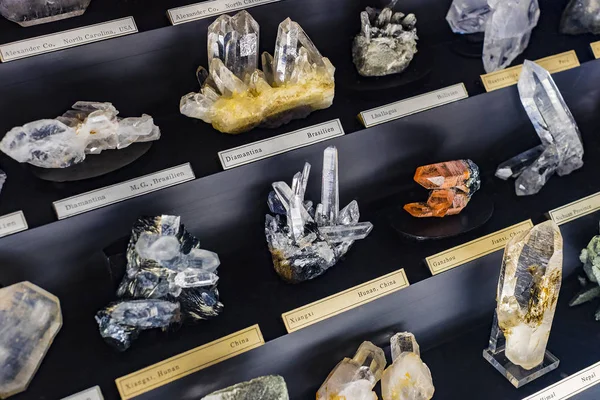 2018 ウィーン オーストリア 石や金属自然史博物館 ウィーンの鉱物のコレクション — ストック写真