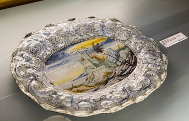 Milan, İtalya - 6 Haziran 2018: Lüks eşyalar soyluları Milan Fuar Sforza Kalesi müzede sergilenen. 