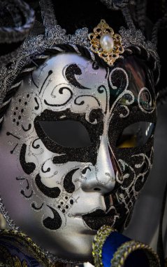 Karnaval katılım için geleneksel güzel palyaço yakın çekim vurulur. 