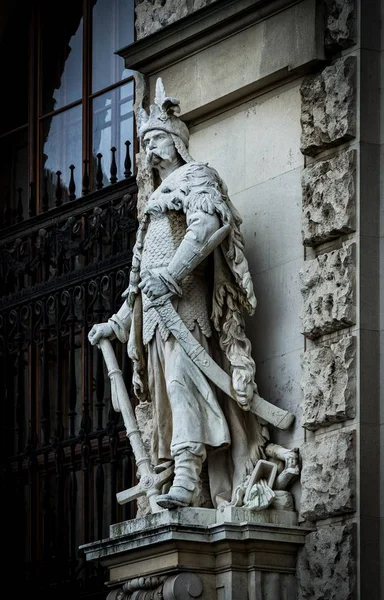 Statue Che Ornano Facciata Della Biblioteca Nazionale Austriaca — Foto Stock