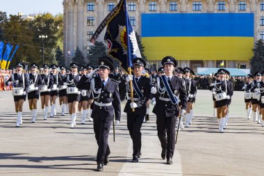 Kharkiv, Ukrayna - 14 Ekim, 2018: Ukrayna Defender gün onuruna askeri geçit töreni.