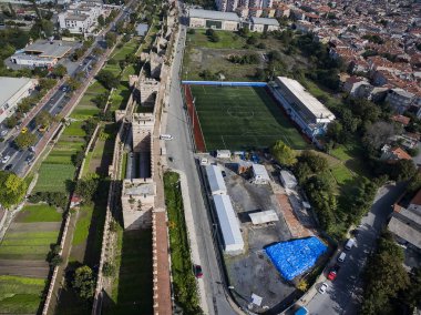 Kuş uçuş bir dron yardımıyla Theodosius duvarlar kaldırıldı.