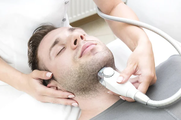 Male Process Clinic Lipomassage — Stock Photo, Image