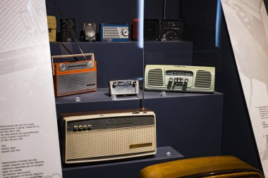  Milan, İtalya - 6 Haziran 2018: teknolojik Teknik Müzesi adlı sonra Leonardo Da Vinci departmanı, gelişim, iletişim ve telekomünikasyon Fuarı. 