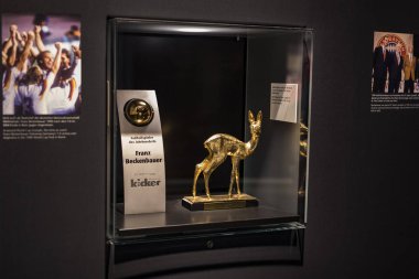 Münih, Almanya - 25 Kasım 2018: Başarıları Müzesi futbol kulübü Munich Bavyera Allianz Arena topraklarında bulunan.