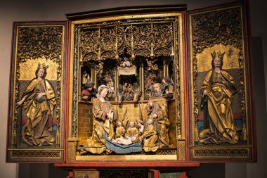 Münih, Almanya - 27 Kasım 2018: Sergi heykel din ve dini Münih da Bavarian National Museum tesislerinde iç gelişimini tarihinin sunar. 