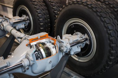 Münih, Almanya - 26 Kasım 2018: topluluğu tarihsel olarak bilinen ve Münih ulaşım Müzesi (Deutsches Museum Verkehrszentrum Araçlar).