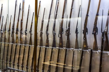 Madrid, İspanya - 28 Mart, 2018: Denizcilik Müzesi Madrid tarihinin İspanyol Donanması gemi modelleri tarihi eser . 