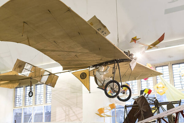 МЮНХЕН, ГЕРМАНИЯ - 26 НОЯБРЯ 2018 года: Немецкий музей научно-технических достижений представляет собой экспозицию истории развития авиационной техники
 .