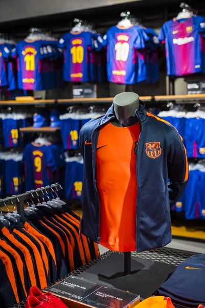 Barcelona España Enero 2018 Tienda Oficial Del Barcelona Equipo Ropa — Foto de Stock