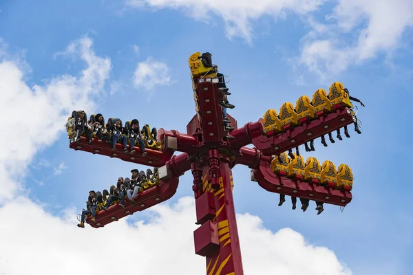 Istanbul, Türkiye - 8 Nisan, 2017: Vialand temalı eğlence eğlence parkı 