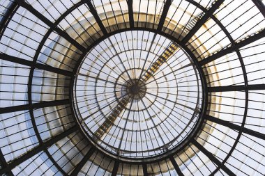 Milan, İtalya - 2 Haziran 2018: öğeleri ve mimari Milano Victor Emmanuel II Galerisi ayrıntılarını. 