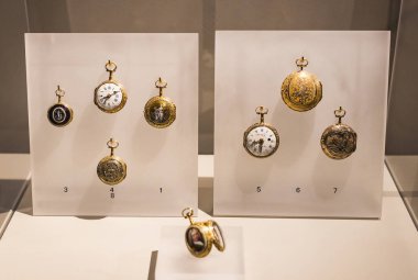 4 Haziran 2018, Milan, İtalya: Poldis Pezzoli Knights'Hall Müzesi Ortaçağ silahlar ve mühimmat ile