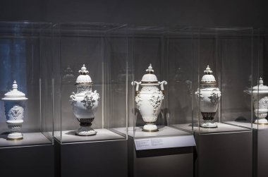 4 Haziran 2018, Milan, İtalya: Poldis Pezzoli Knights'Hall Müzesi Ortaçağ silahlar ve mühimmat ile