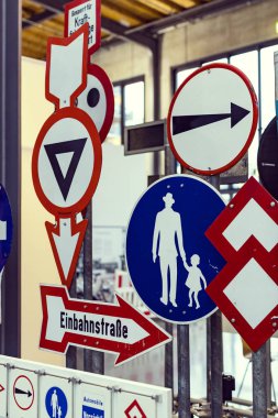 Münih, Almanya - 26 Kasım 2018: topluluğu tarihsel olarak bilinen ve Münih ulaşım Müzesi (Deutsches Museum Verkehrszentrum Araçlar). 