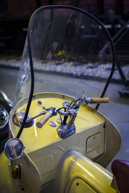 Münih, Almanya - 26 Kasım 2018: topluluğu tarihsel olarak bilinen ve Münih ulaşım Müzesi (Deutsches Museum Verkehrszentrum Araçlar). 