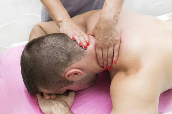 Jongeman Wellness Behandelingen Sportmassage — Stockfoto