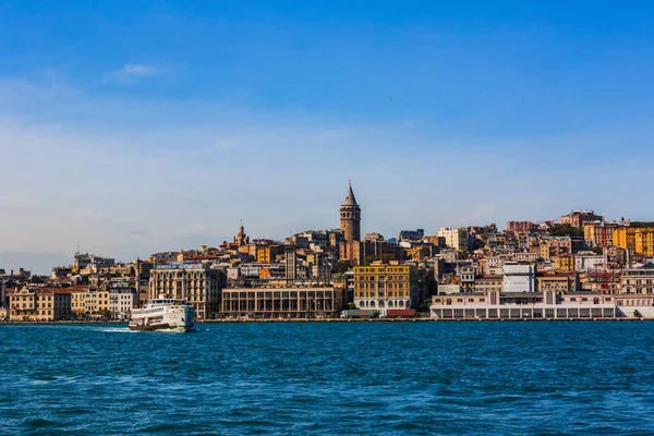  Haliç görünümünden kanal üzerinde Panoraması şehir pistleri