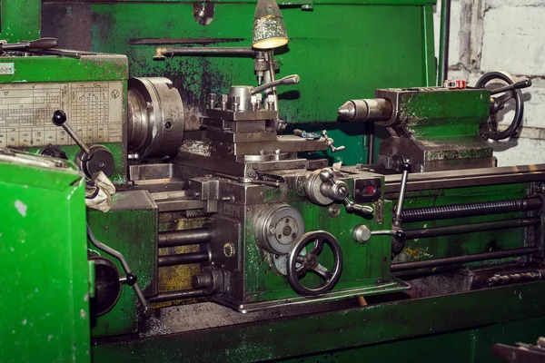 Metallbearbetningsmaskiner Arbetar Mekanismer Sköt Närbild — Stockfoto