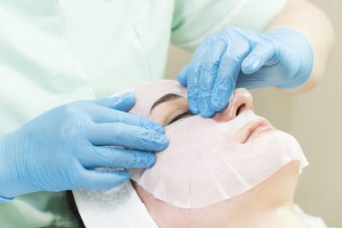 İşlem kozmetik maskesi masaj ve Cilt Bakımı Güzellik Salonu 