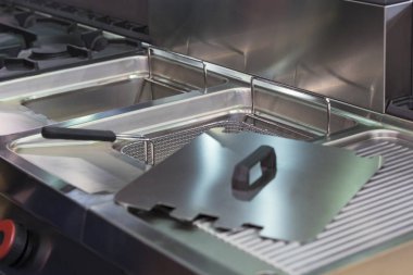 Yağda pişirmek için kızartma yüzeyi