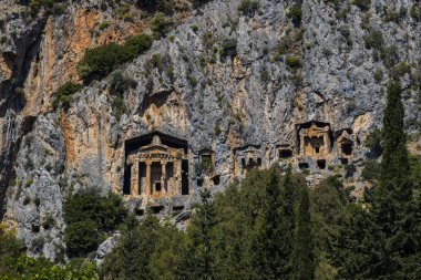 Toros Dağları'nda Likya kralların antik antik mezarlar 