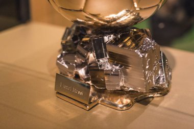 Barcelona, İspanya - 12 Ocak 2018: bardak kupa ve Ödülleri takımı Fc Barselona'nın müze Camp Nou,. 