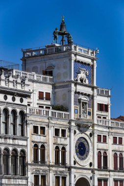 Şehir Venedik İtalya kanallar sokaklarında evlerin mimari unsurları. 
